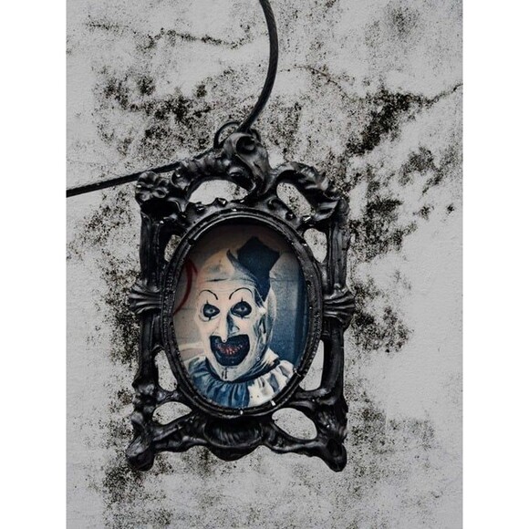 Terrifier Pendant Art the Clown Horror Movie Necklace - Picture 1 of 2